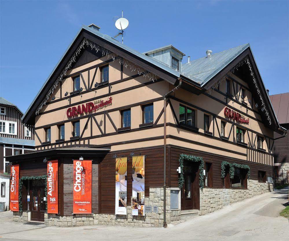 Grand Apartments Spindleruv Mlyn Bagian luar foto